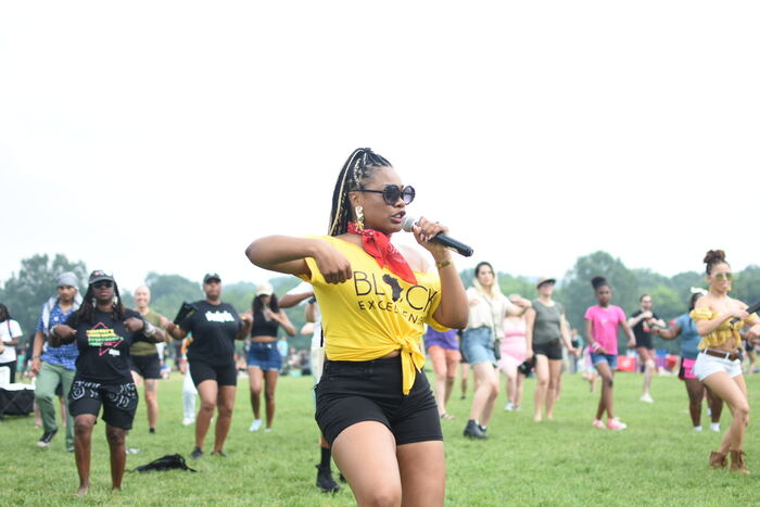 DMV City Slickerz Cousins dancing